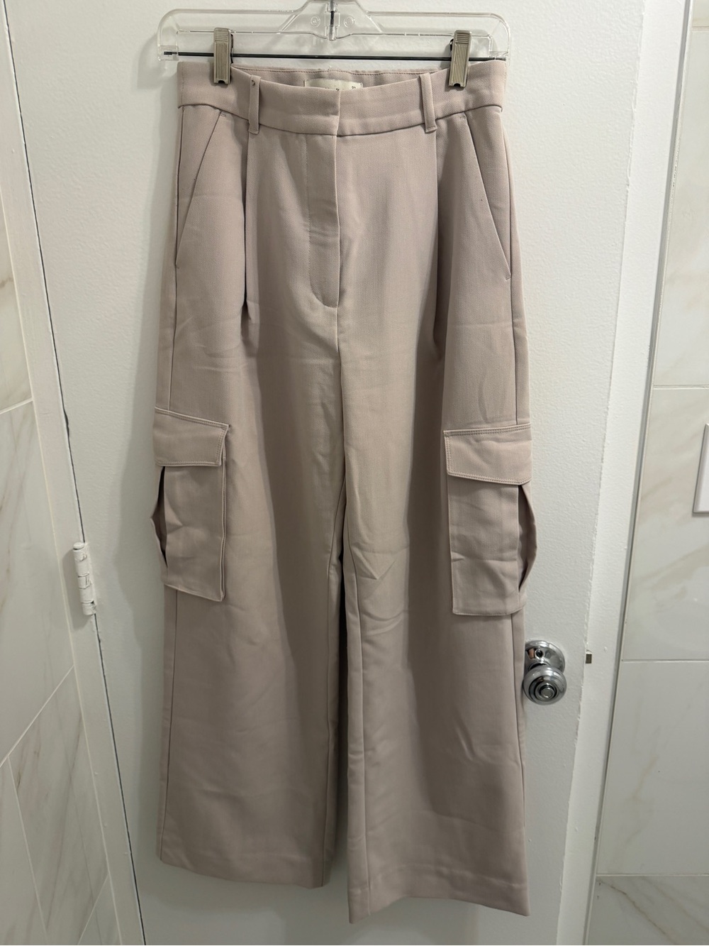 Abercrombie Wide-Leg Cargo Trousers in Light Beige